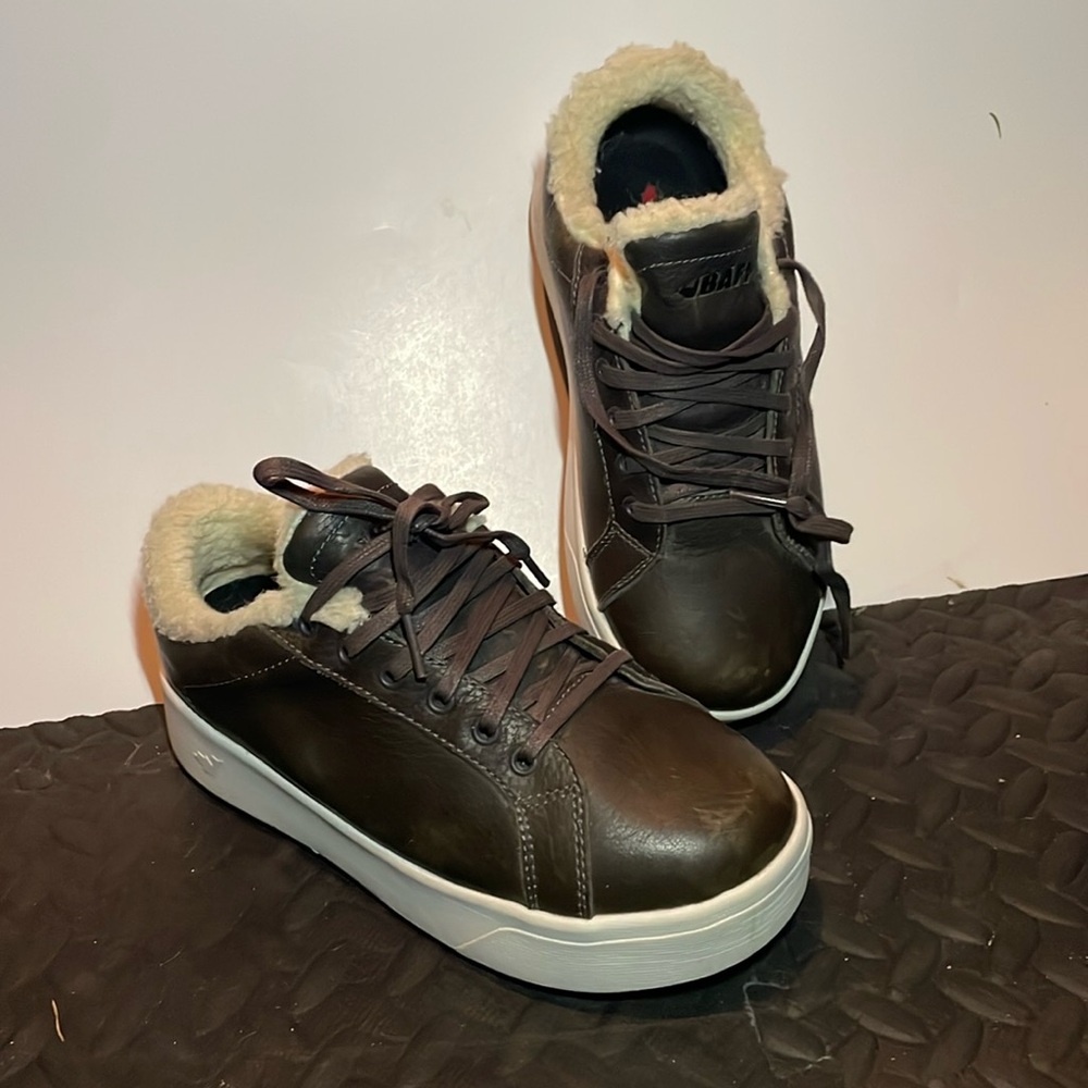 Baffin PATH Womens graphite  Leather Faux Shearling Lined Sneakers Shoes 7